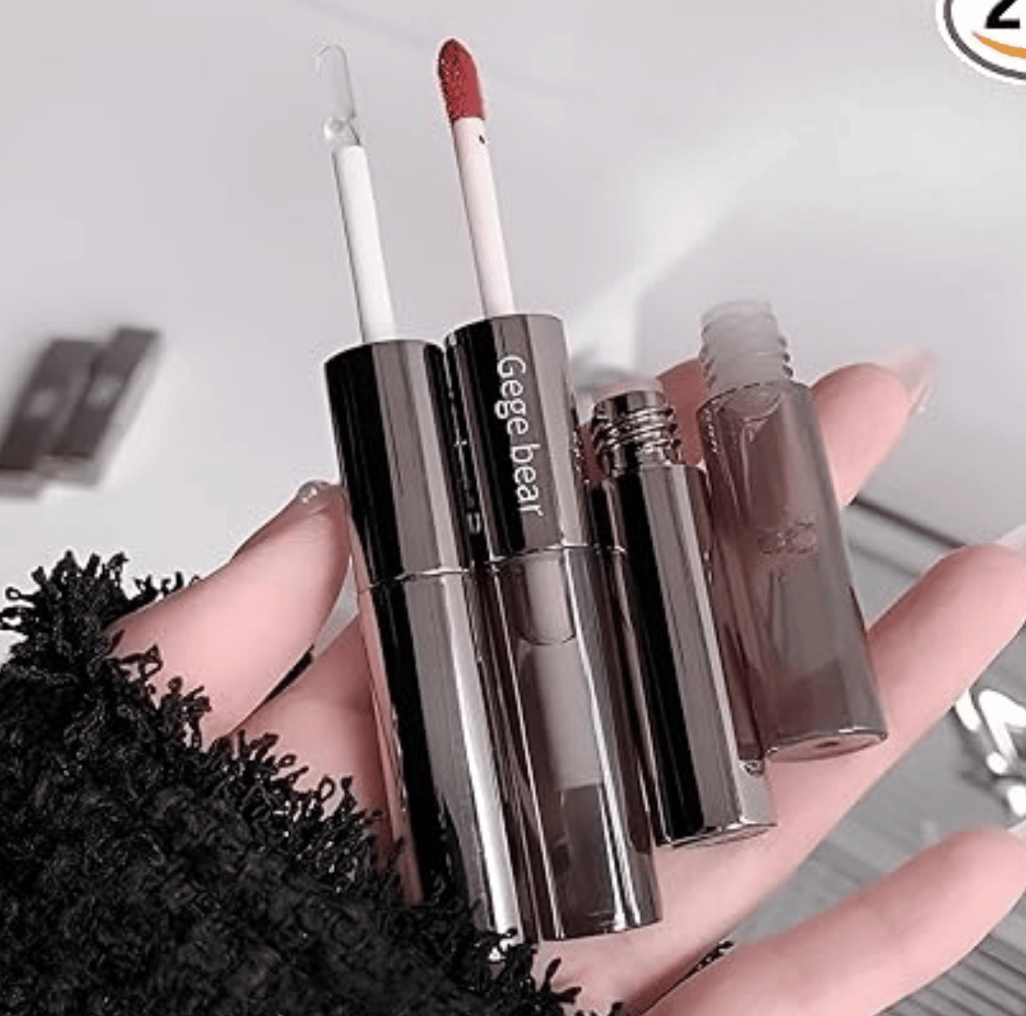 Gege Bear Crystal Lens Lip Glaze (2g)