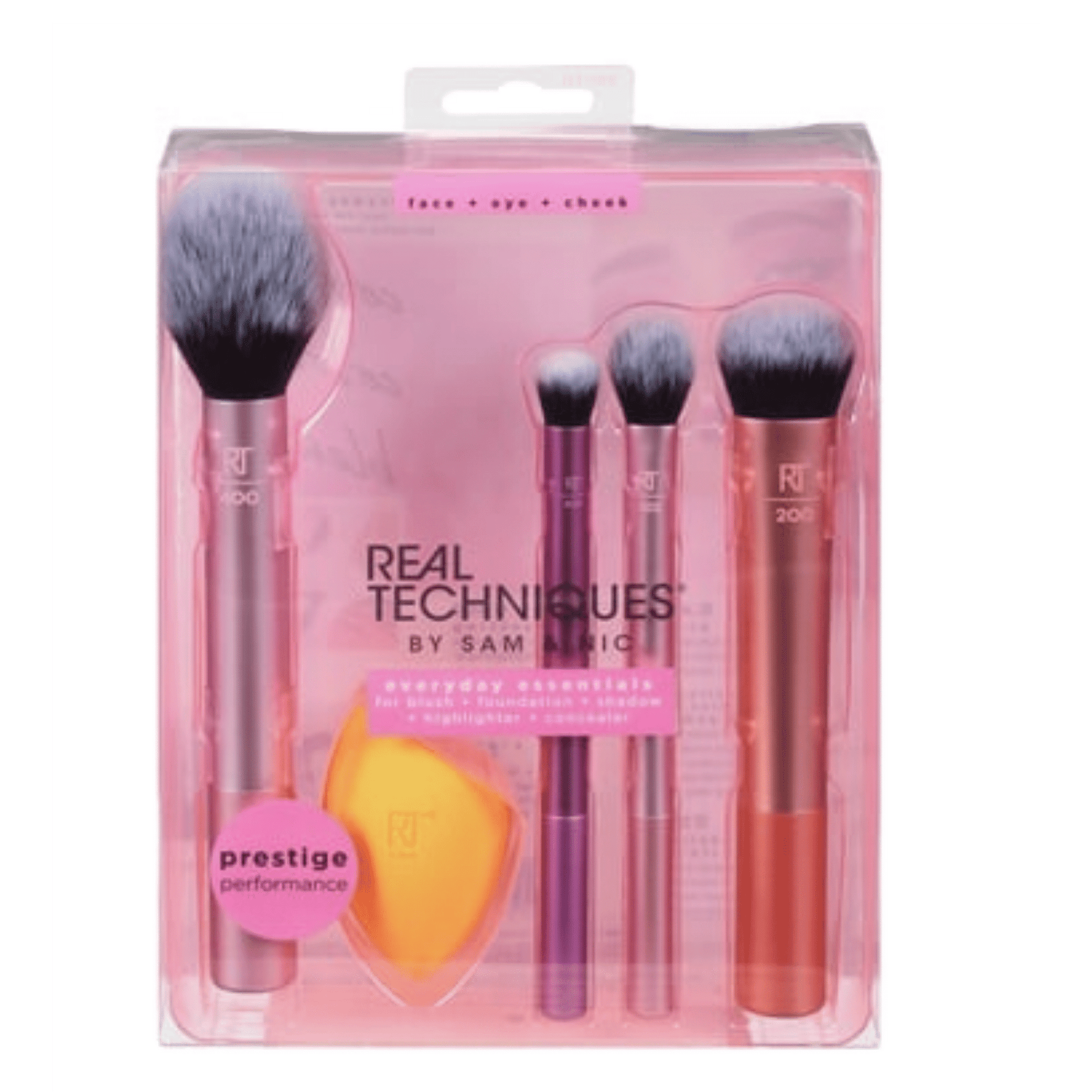 Real Tecniques Everyday Essentials Brush Set Is Now Available At Your Doorstep!