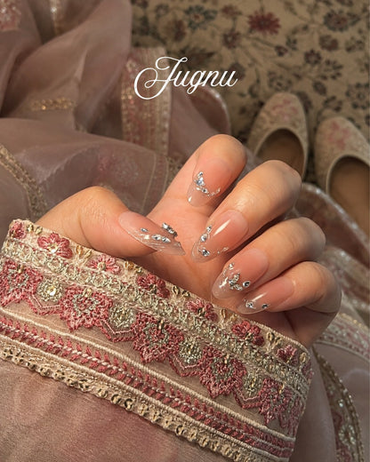 Minimani Jugnu butterfly press-on nails worn on hand