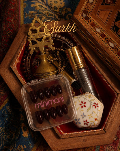 Minimani Surkh press-on nails in gift box